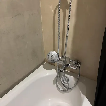 La Cachette Du Sud Валлорис