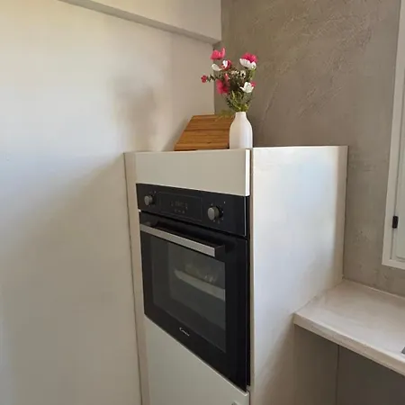 Проживание в семье La Cachette Du Sud *